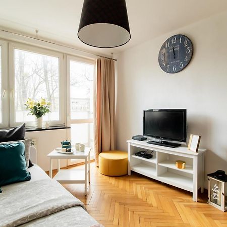 Piotrapartments - Bruna Green City Apartment Warsaw Exterior photo