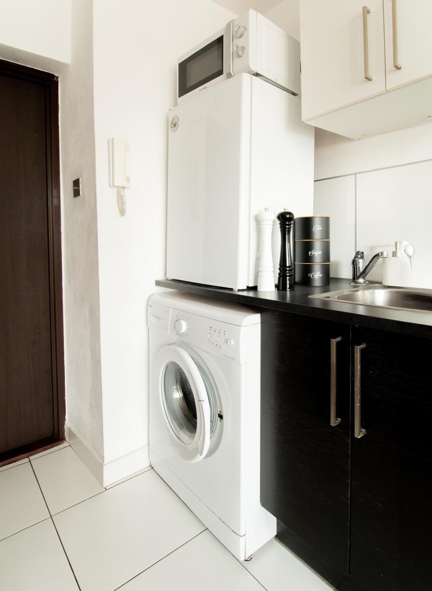 Piotrapartments - Bruna Green City Apartment Warsaw Exterior photo